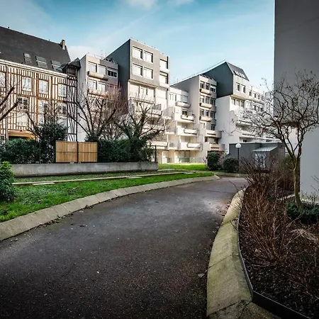 Apartment Au Coeur De - Et Place De Parking Rouen